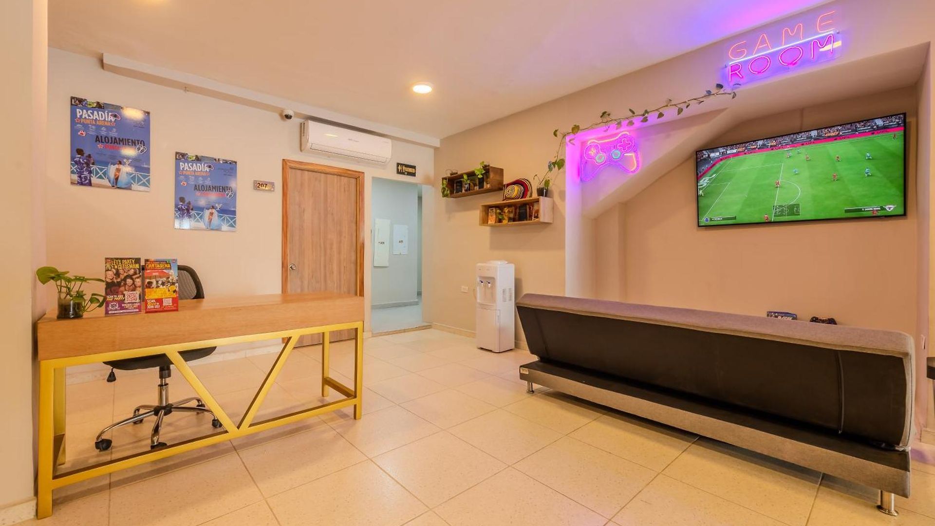 Dorado Plaza Getsemaní Hostal *
