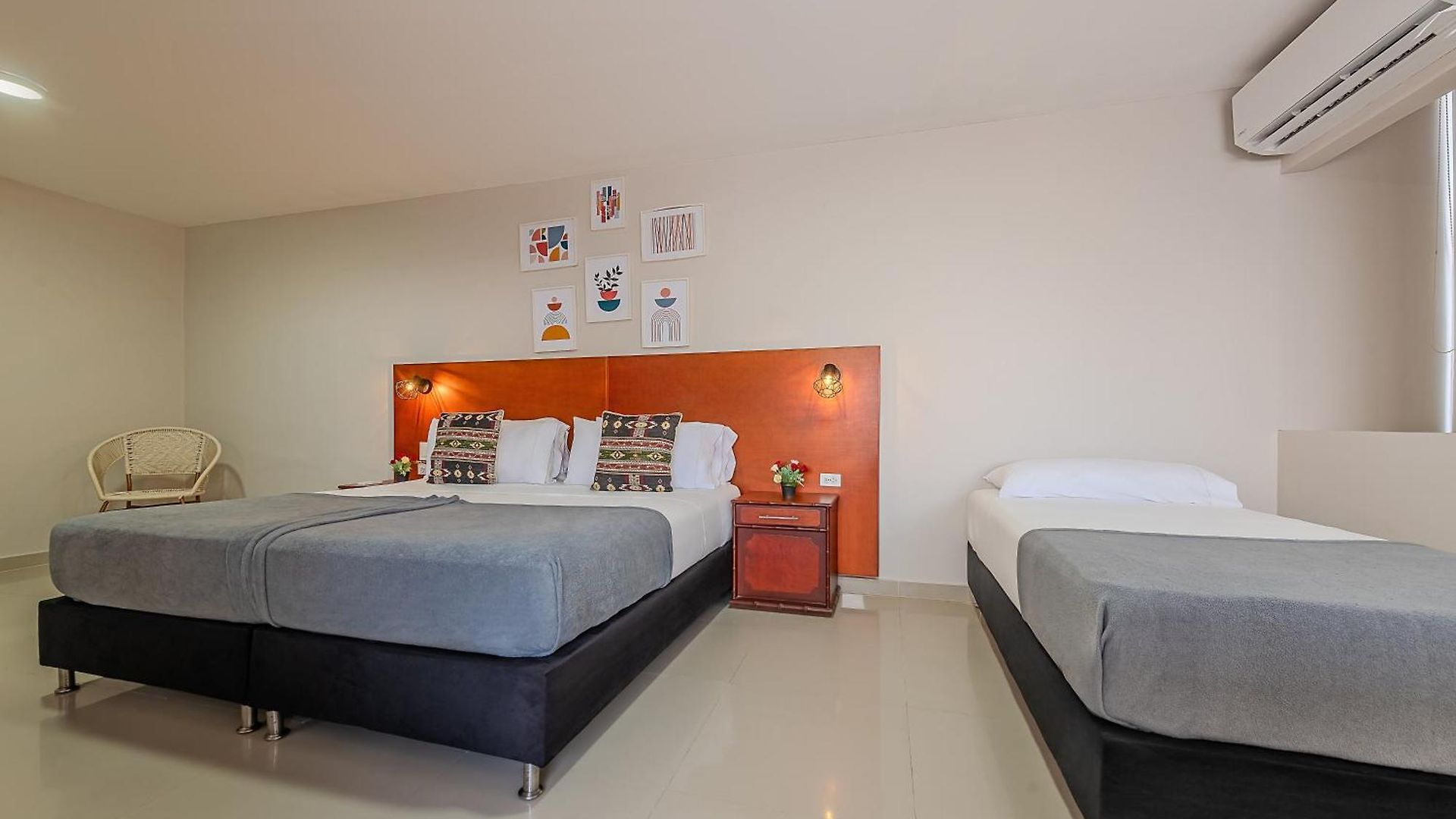 Dorado Plaza Getsemaní Cartagena