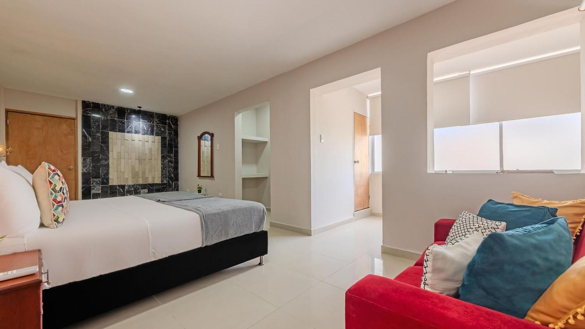 Dorado Plaza Getsemaní Hostal