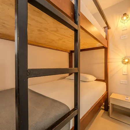 Dorado Plaza Getsemani Hostel *