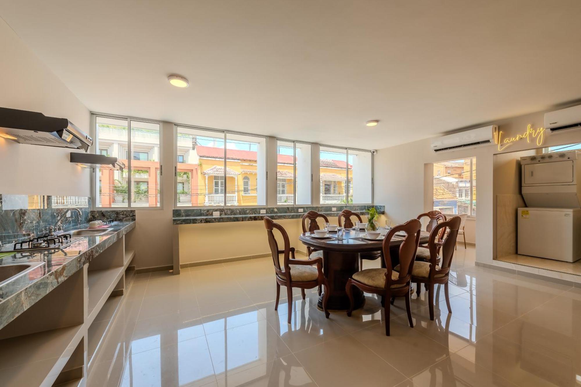 Dorado Plaza Getsemaní *